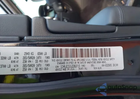 2018 Jeep Grand Cherokee High Altitude 4X2 z USA, uszkodzony, nr VIN 1C4RJECG3JC353715